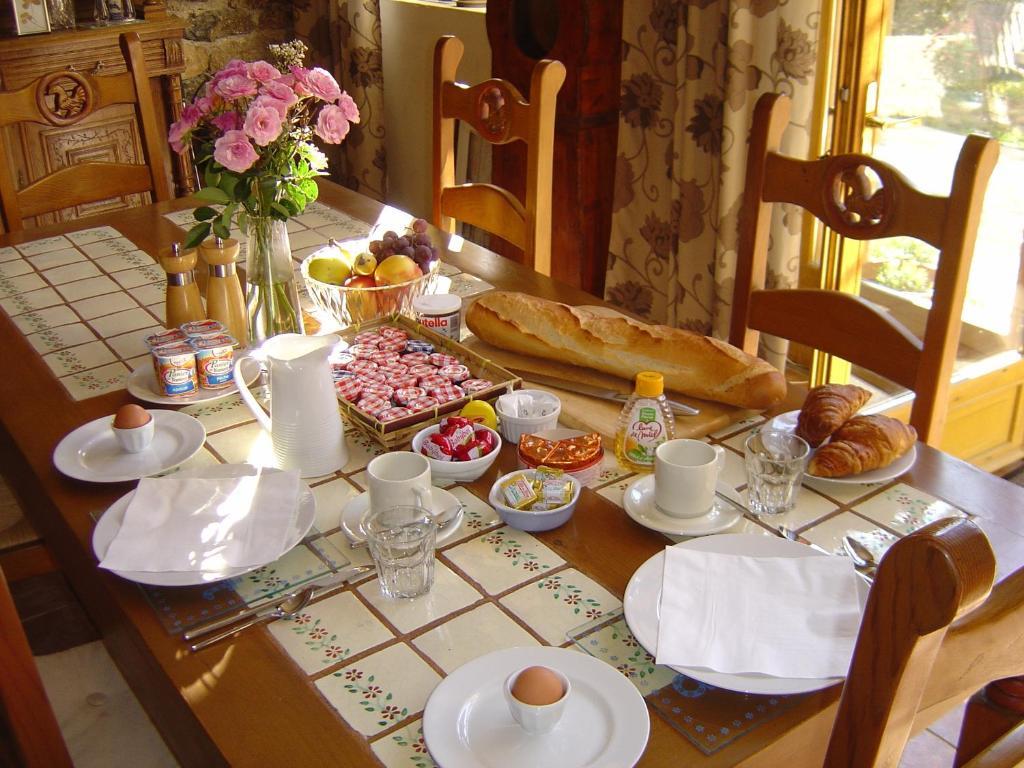 Aux Quatre Saisons Axat Bed and Breakfast Exteriör bild