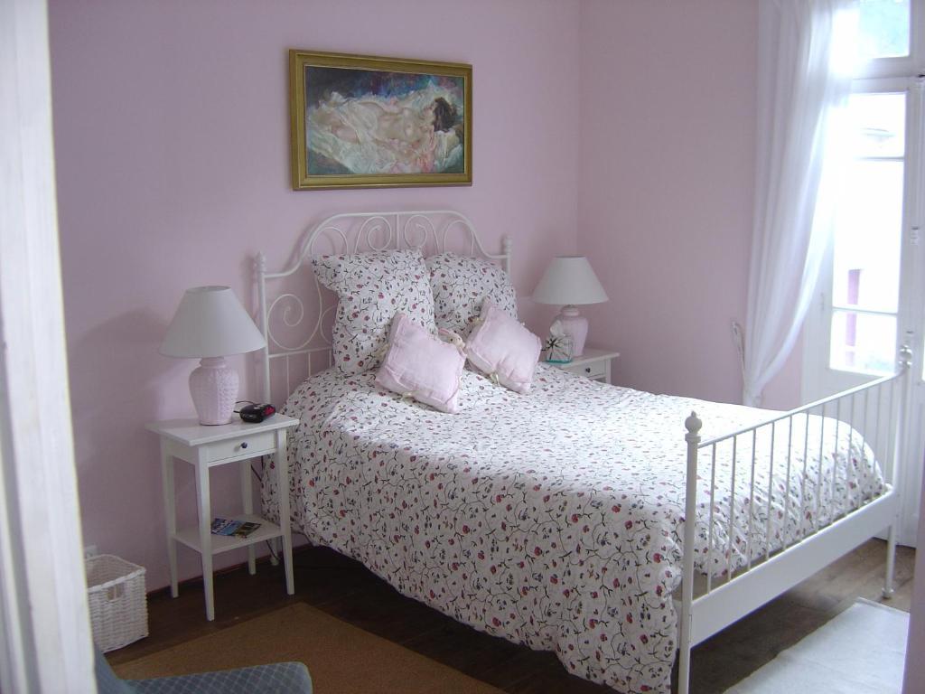 Aux Quatre Saisons Axat Bed and Breakfast Rum bild