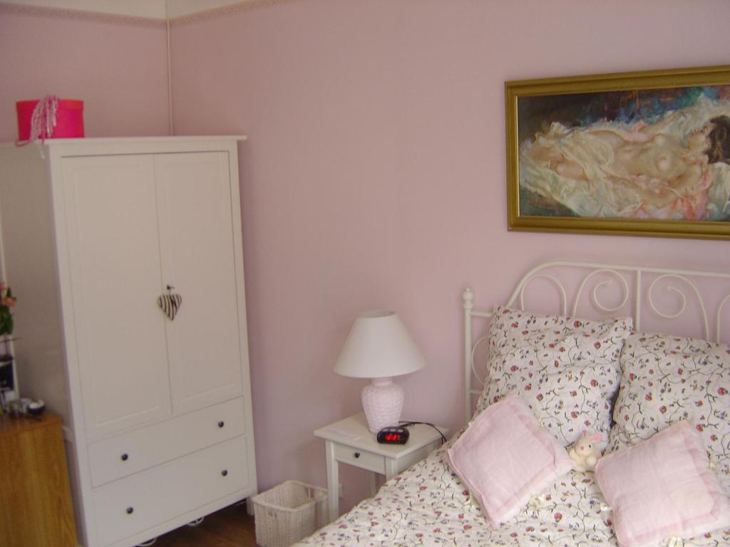 Aux Quatre Saisons Axat Bed and Breakfast Rum bild