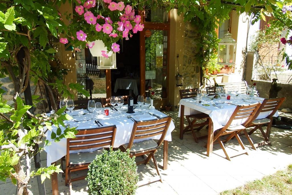 Aux Quatre Saisons Axat Bed and Breakfast Exteriör bild